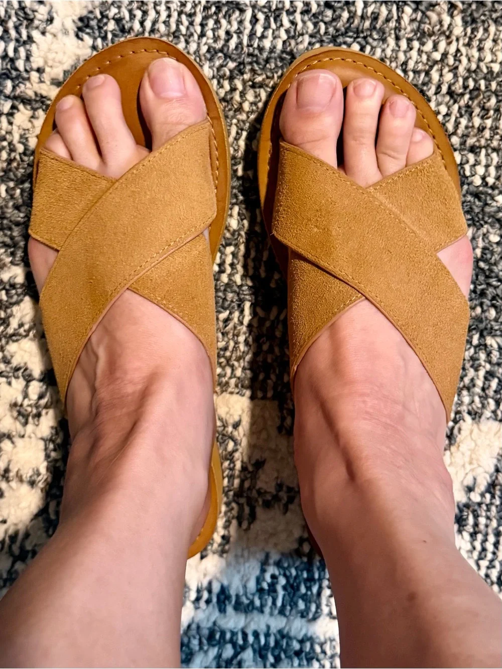 Yellow Box Jordy Taupe Sandal - 8.5 - Picture 6 of 6